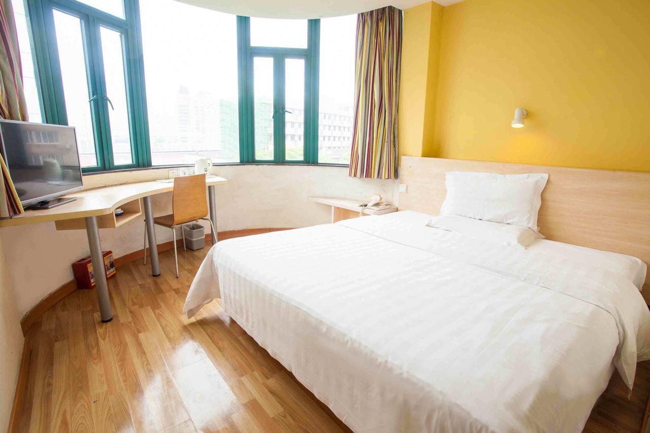 7Days Inn Nanjing Xinjiekou Shanghai Road Subway Station מראה חיצוני תמונה