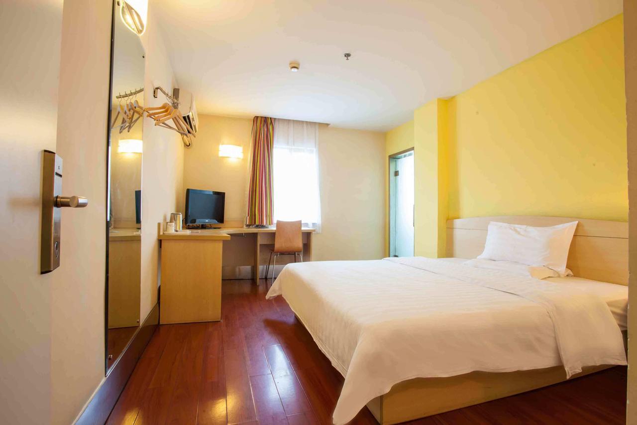 7Days Inn Nanjing Xinjiekou Shanghai Road Subway Station מראה חיצוני תמונה