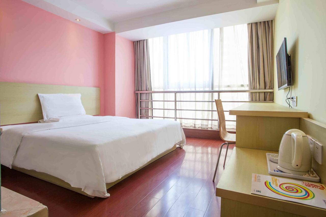 7Days Inn Nanjing Xinjiekou Shanghai Road Subway Station מראה חיצוני תמונה