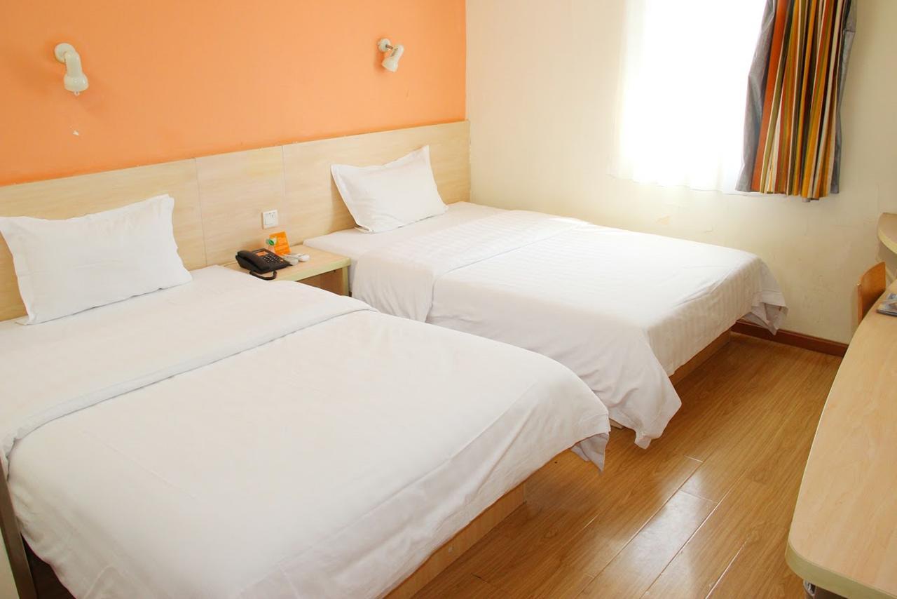 7Days Inn Nanjing Xinjiekou Shanghai Road Subway Station מראה חיצוני תמונה