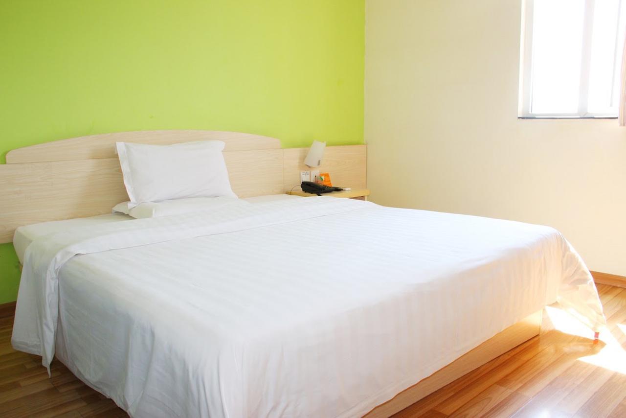 7Days Inn Nanjing Xinjiekou Shanghai Road Subway Station מראה חיצוני תמונה